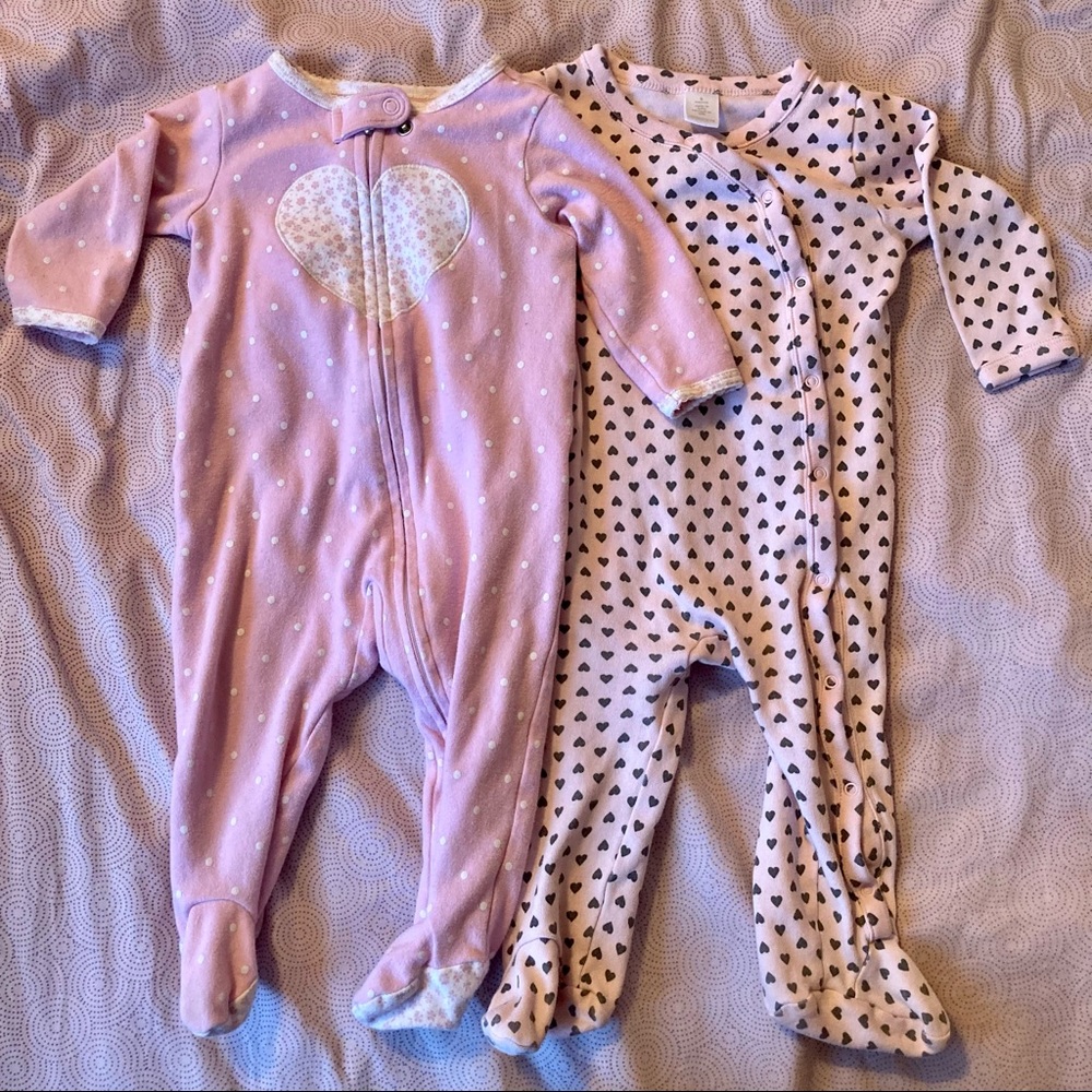 Carter’s and Nordstrom set of 2 baby girl pajamas pink hearts 6 months